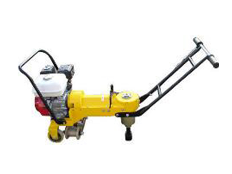 NLB-300型内燃螺(luo)栓扳手-内燃(ran)扳手