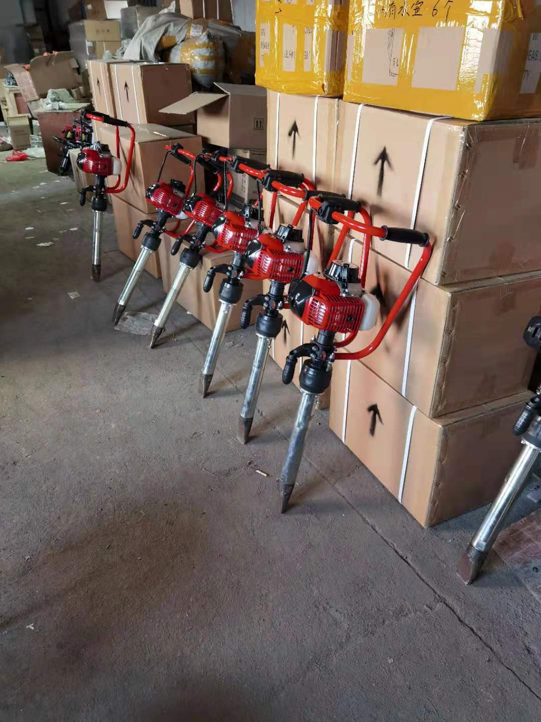 ND-4型手(shǒu)提式内燃搗(dao)固鎬 